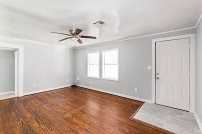 203 S Fig Street, Sweeny, TX 77480 - Photo 3