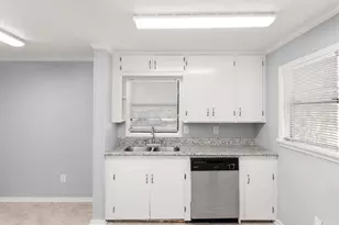 203 S Fig St, Sweeny, TX 77480 - Photo 7