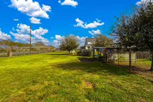 2963 Settler's Way Dr, Sealy, TX 77474 - Photo 39