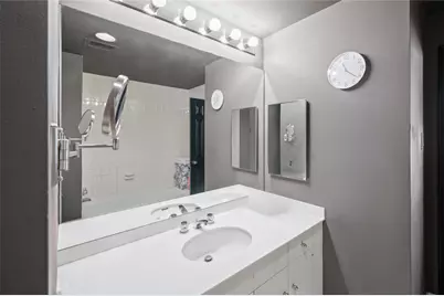 15 Greenway Plaza #26J, Houston, TX 77046 - Photo 17