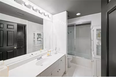 15 Greenway Plaza #26J, Houston, TX 77046 - Photo 11