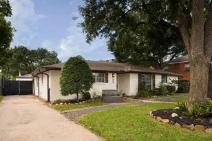 10618 Wickersham Ln, Houston, TX 77042 - Photo 25