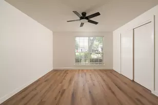 10618 Wickersham Ln, Houston, TX 77042 - Photo 17