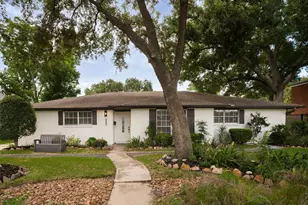 10618 Wickersham Ln, Houston, TX 77042 - Photo 27