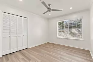 14538 Circlewood Way, Houston, TX 77062 - Photo 15