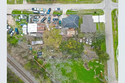 5206 Denmark Street, Houston, TX 77016 - Photo 9