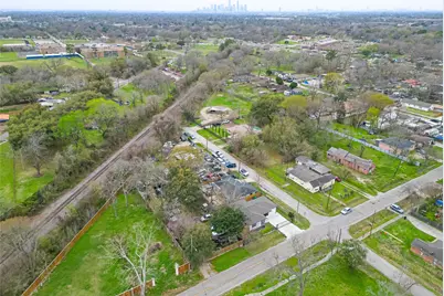 5206 Denmark Street, Houston, TX 77016 - Photo 15