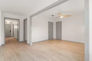 9403 Beverly Hill St, Houston, TX 77063 - Photo 3