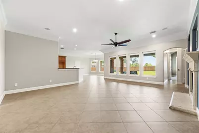8606 Meadowview Court, Jersey Village, TX 77040 - Photo 7