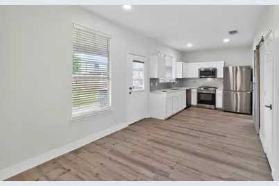 918 Ivycroft Lane, Spring, TX 77373 - Photo 9