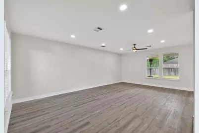 918 Ivycroft Lane, Spring, TX 77373 - Photo 5