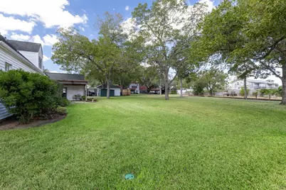 901 Anderson Street, Schulenburg, TX 78956 - Photo 29