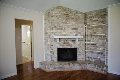 8523 Elmhaven Road, La Porte, TX 77571 - Photo 11