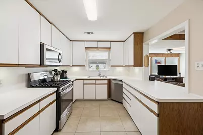 4629 Valerie, Bellaire, TX 77401 - Photo 15