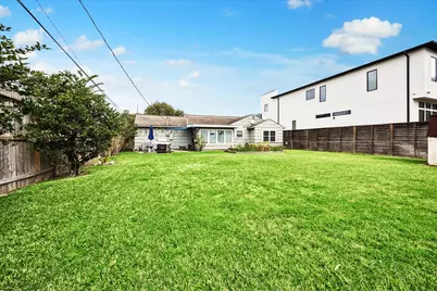 4629 Valerie, Bellaire, TX 77401 - Photo 7