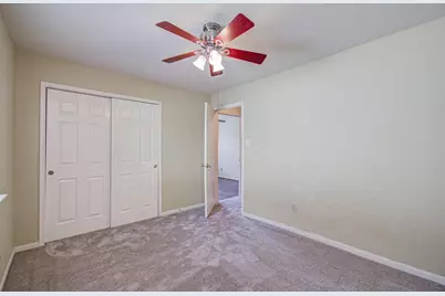 16419 Dawncrest Way, Sugar Land, TX 77498 - Photo 5