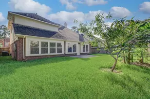 16419 Dawncrest Way, Sugar Land, TX 77498 - Photo 15