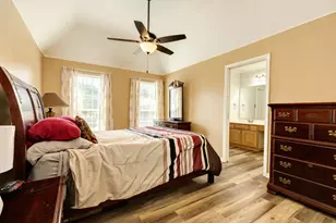 2205 Lady Leslie Ln, Pearland, TX 77581 - Photo 19