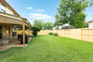 2205 Lady Leslie Ln, Pearland, TX 77581 - Photo 27