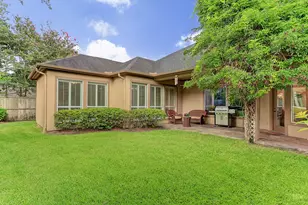 13323 Brentonwood Ln, Houston, TX 77077 - Photo 19