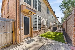 1246 Glenwood Canyon Ln, Houston, TX 77077 - Photo 17
