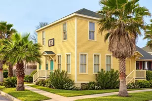 1426 17th St, Galveston, TX 77550 - Photo 1