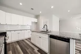 5401 Zephyr Ln, Willis, TX 77318 - Photo 11