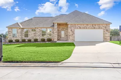 5401 Zephyr Lane, Willis, TX 77318 - Photo 1