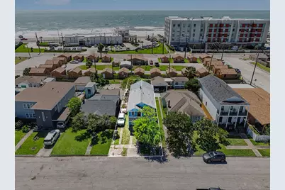 4213 Avenue T 1/2, Galveston, TX 77550 - Photo 5