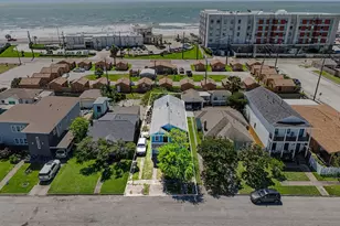 4213 Ave T 1/2, Galveston, TX 77550 - Photo 5