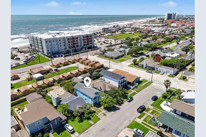 4213 Avenue T 1/2, Galveston, TX 77550 - Photo 9