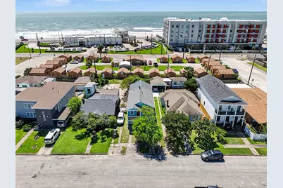 4213 Avenue T 1/2, Galveston, TX 77550 - Photo 45