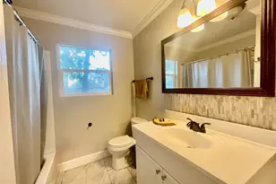 9213 Madera Rd, Houston, TX 77078 - Photo 9