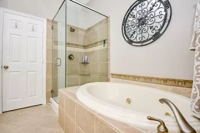 4212 Stonebridge Drive, Missouri City, TX 77459 - Photo 21