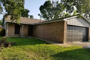 320 Bert St, Angleton, TX 77515 - Photo 1