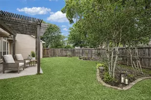 8919 Summer Ash Ln, Sugar Land, TX 77479 - Photo 15