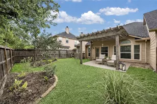 8919 Summer Ash Ln, Sugar Land, TX 77479 - Photo 13