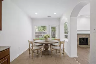 8919 Summer Ash Ln, Sugar Land, TX 77479 - Photo 11