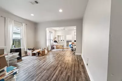 909 Bayland Avenue, Houston, TX 77009 - Photo 3