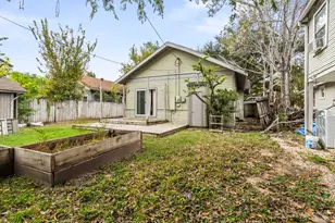 909 Bayland Ave, Houston, TX 77009 - Photo 13