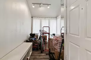 909 Bayland Ave, Houston, TX 77009 - Photo 5