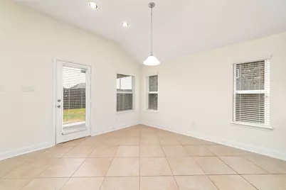 2906 Katy Town Lane, Katy, TX 77493 - Photo 11