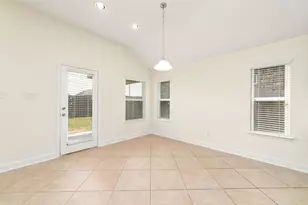 2906 Katy Town Ln, Katy, TX 77493 - Photo 11