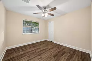 2711 Hazel St, Pearland, TX 77581 - Photo 23