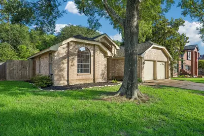 2711 Hazel Street, Pearland, TX 77581 - Photo 11