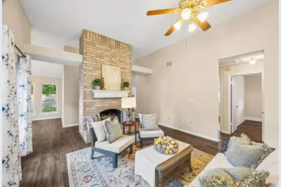 2711 Hazel Street, Pearland, TX 77581 - Photo 7
