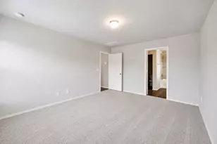 7907 Hollow Root Ln, Houston, TX 77016 - Photo 13