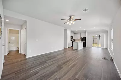7907 Hollow Root Lane, Houston, TX 77016 - Photo 3