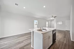 7907 Hollow Root Ln, Houston, TX 77016 - Photo 7