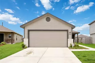7907 Hollow Root Ln, Houston, TX 77016 - Photo 1